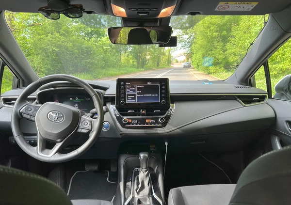 Toyota Corolla cena 90000 przebieg: 25600, rok produkcji 2021 z Białystok małe 781